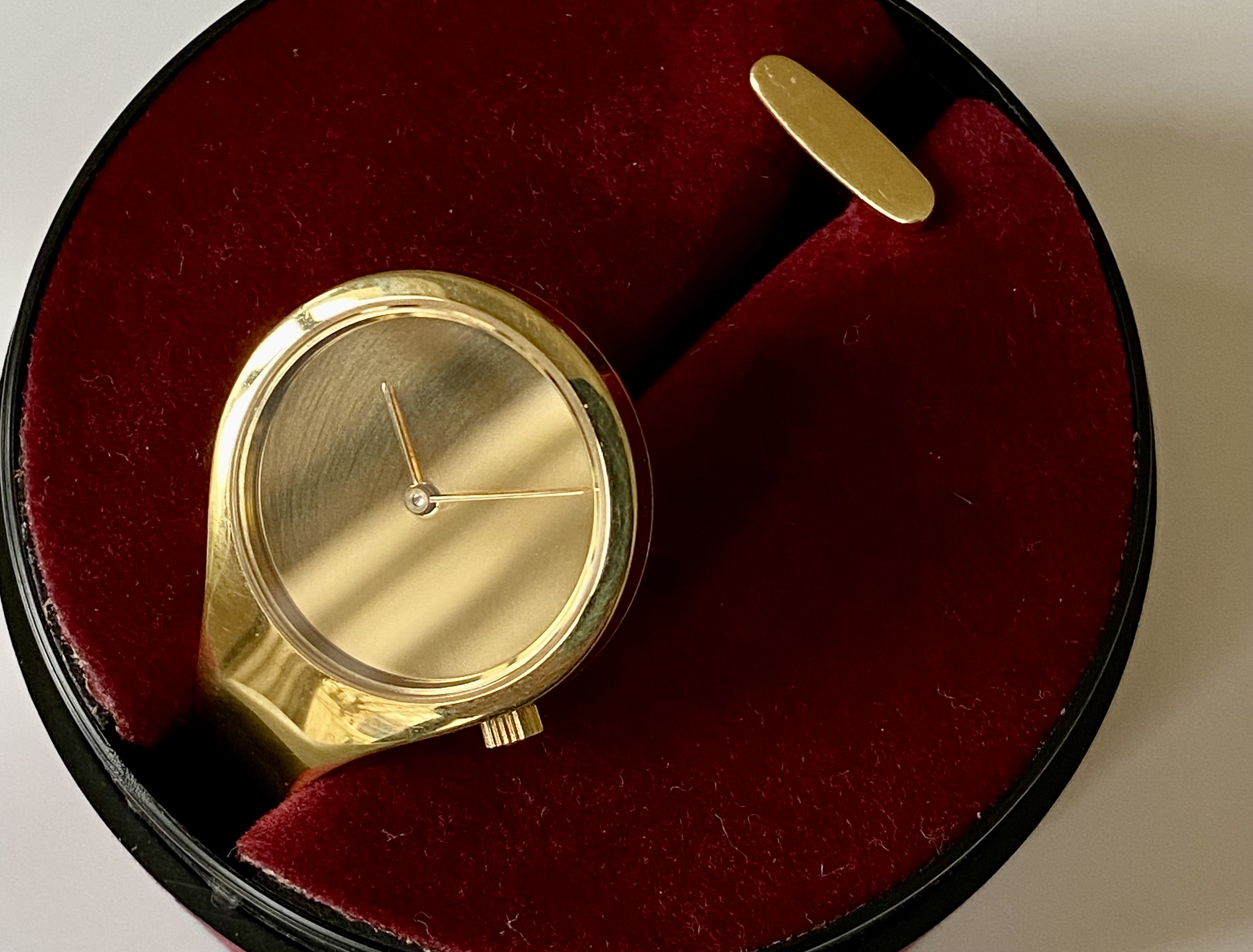 Georg Jensen 18k Gold Vivianna Torun Bulow Hube 1326 bangle watch